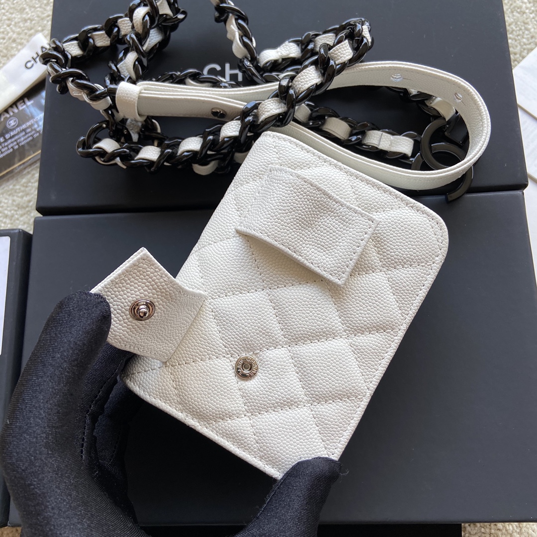 [TOP] CHANEL Fanny Pack Bag 12.5x9cm - White