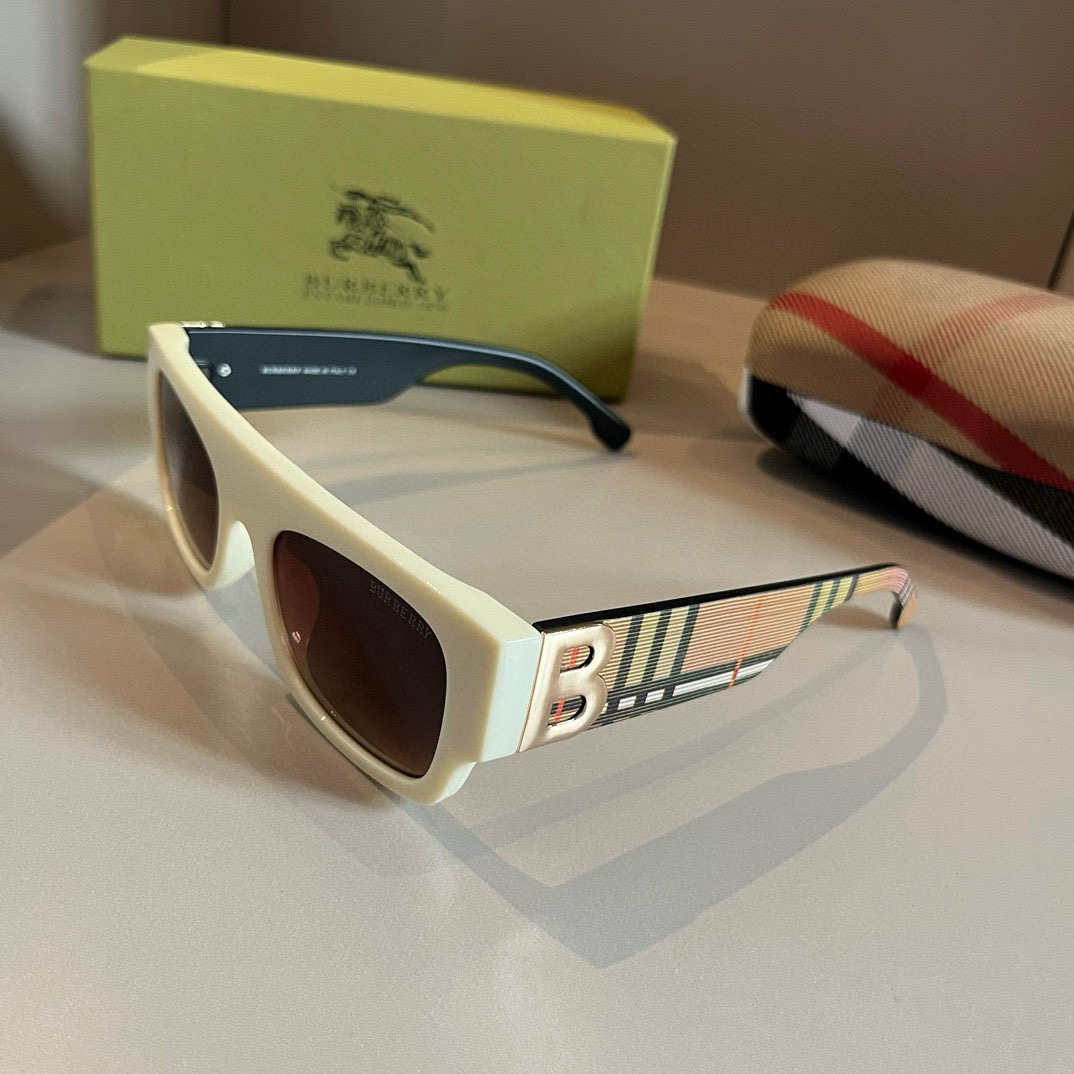 [TOP] BURBERRY Sunglasses - 2 Colors