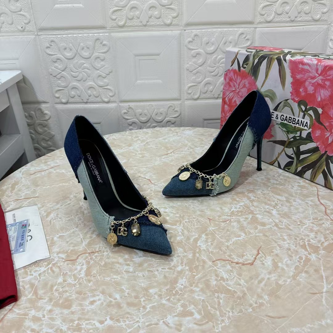 [TOP] Dolce & Gabbana D&G Charm Embellished Pointed Toe Pump - Blue