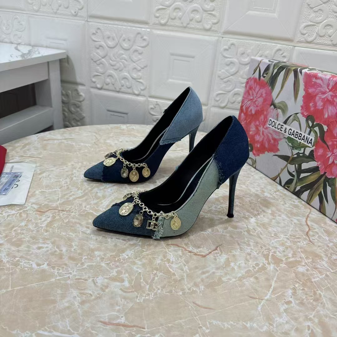 [TOP] Dolce & Gabbana D&G Charm Embellished Pointed Toe Pump - Blue