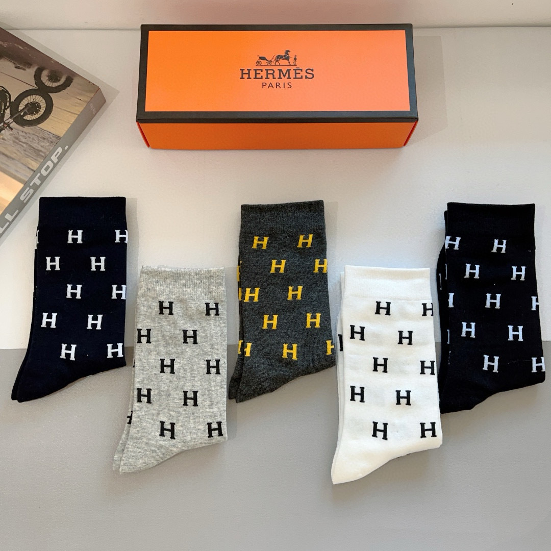 [TOP] HERMES Socks - 5 Pieces as a Set