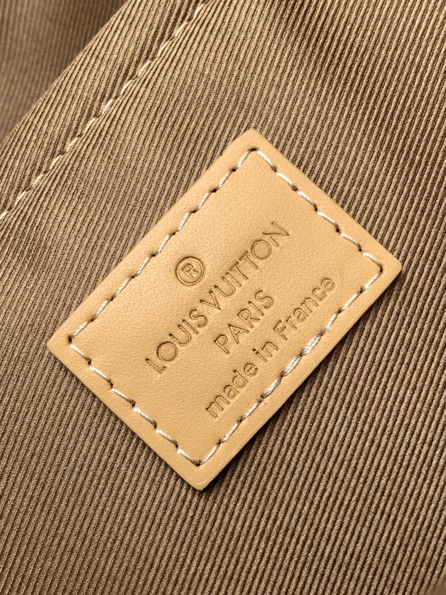 [TOP] Louis Vuitton LV Backpack 44*19*31cm - Brown