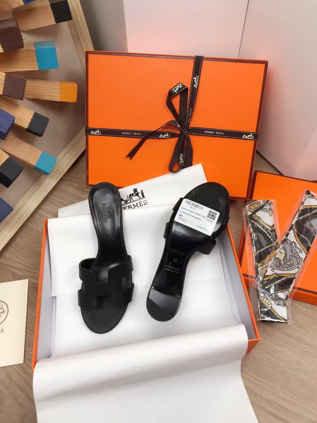 [TOP] HERMES Chunky Heel Slippers - 16 Color