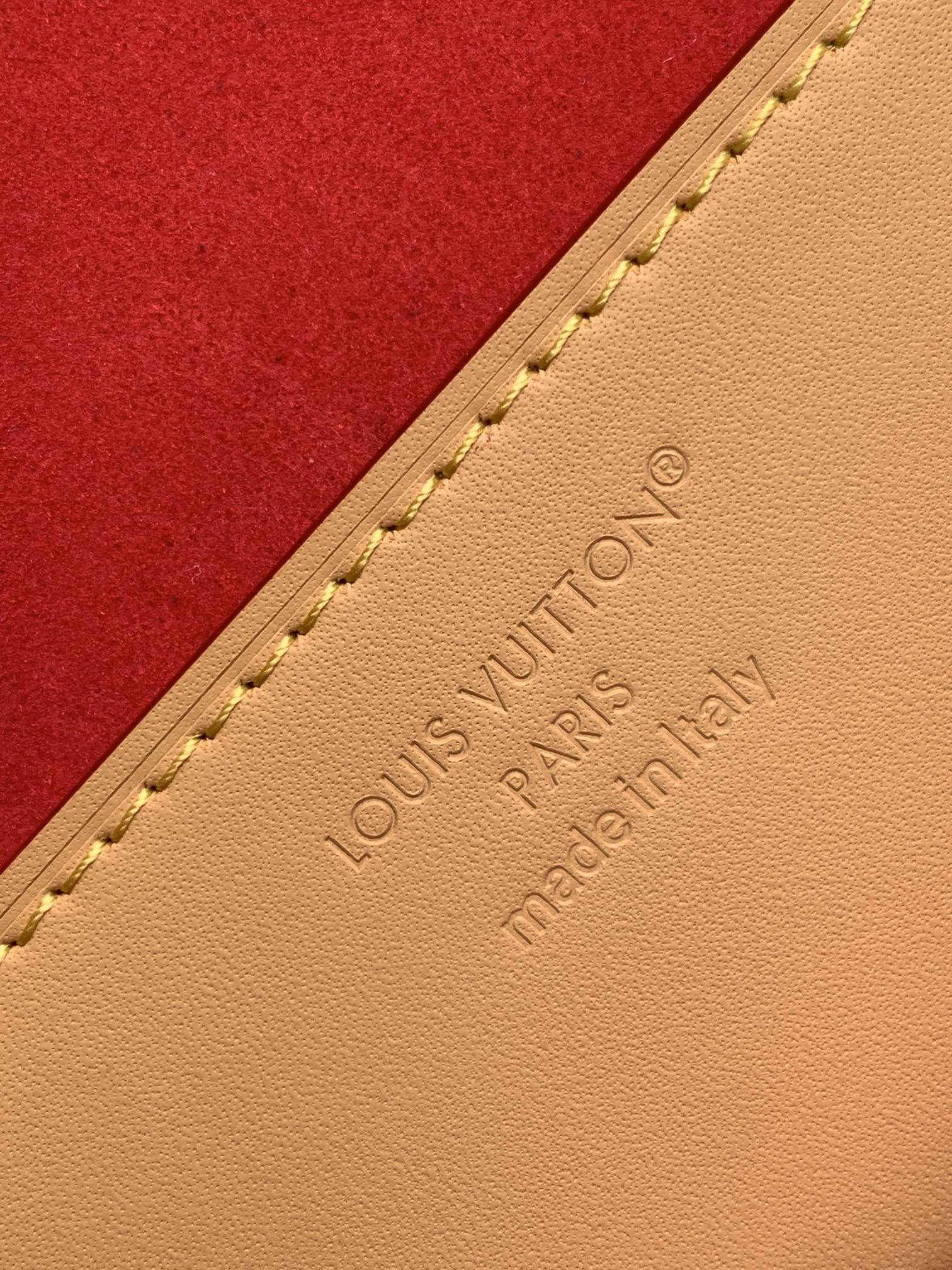 [TOP] Louis Vuitton LV Monogram Fan Handbag 19*6*37cm - Brown