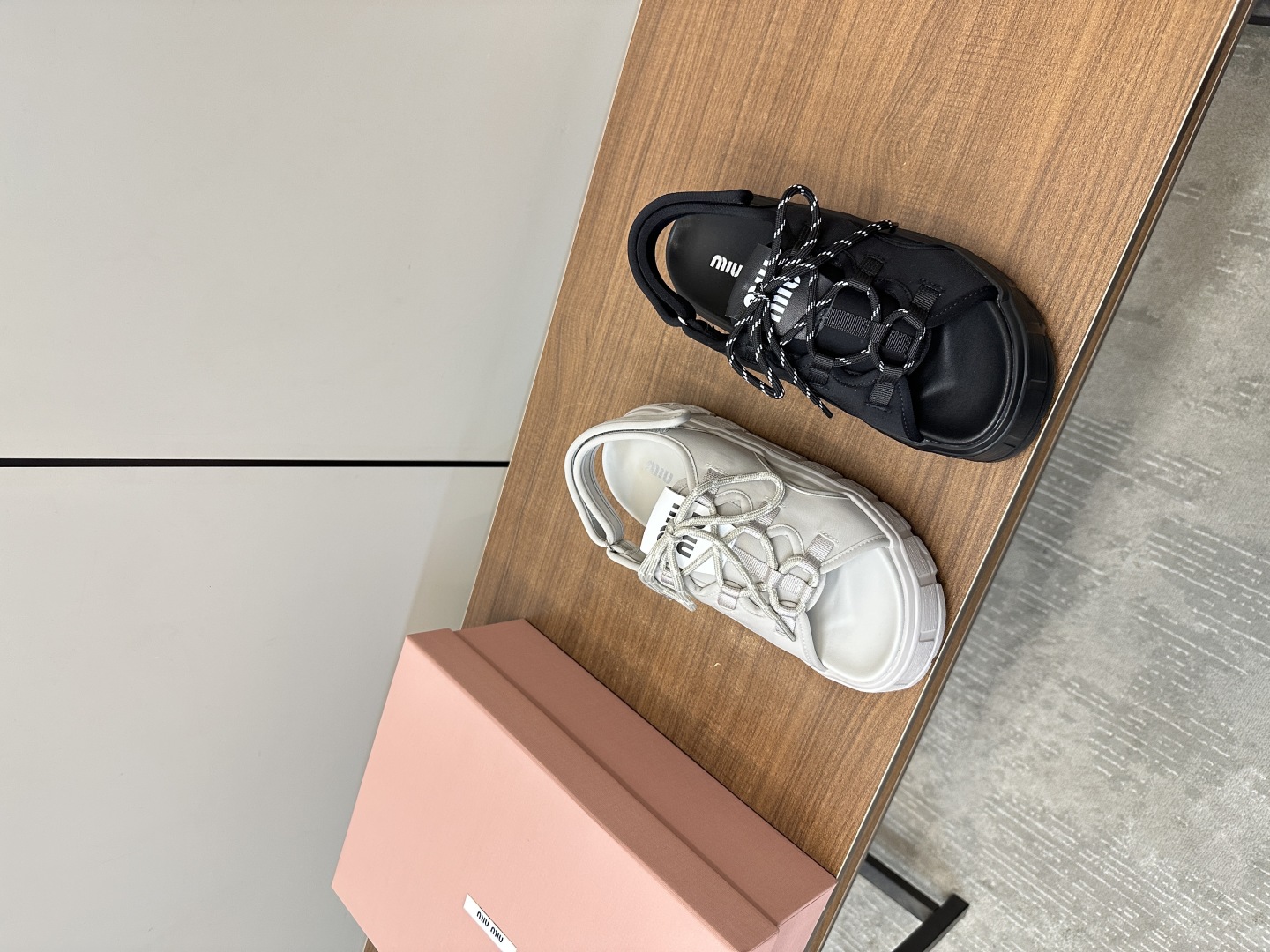 [TOP] Miu Miu Thick-Soled Sandals - 2 Colors