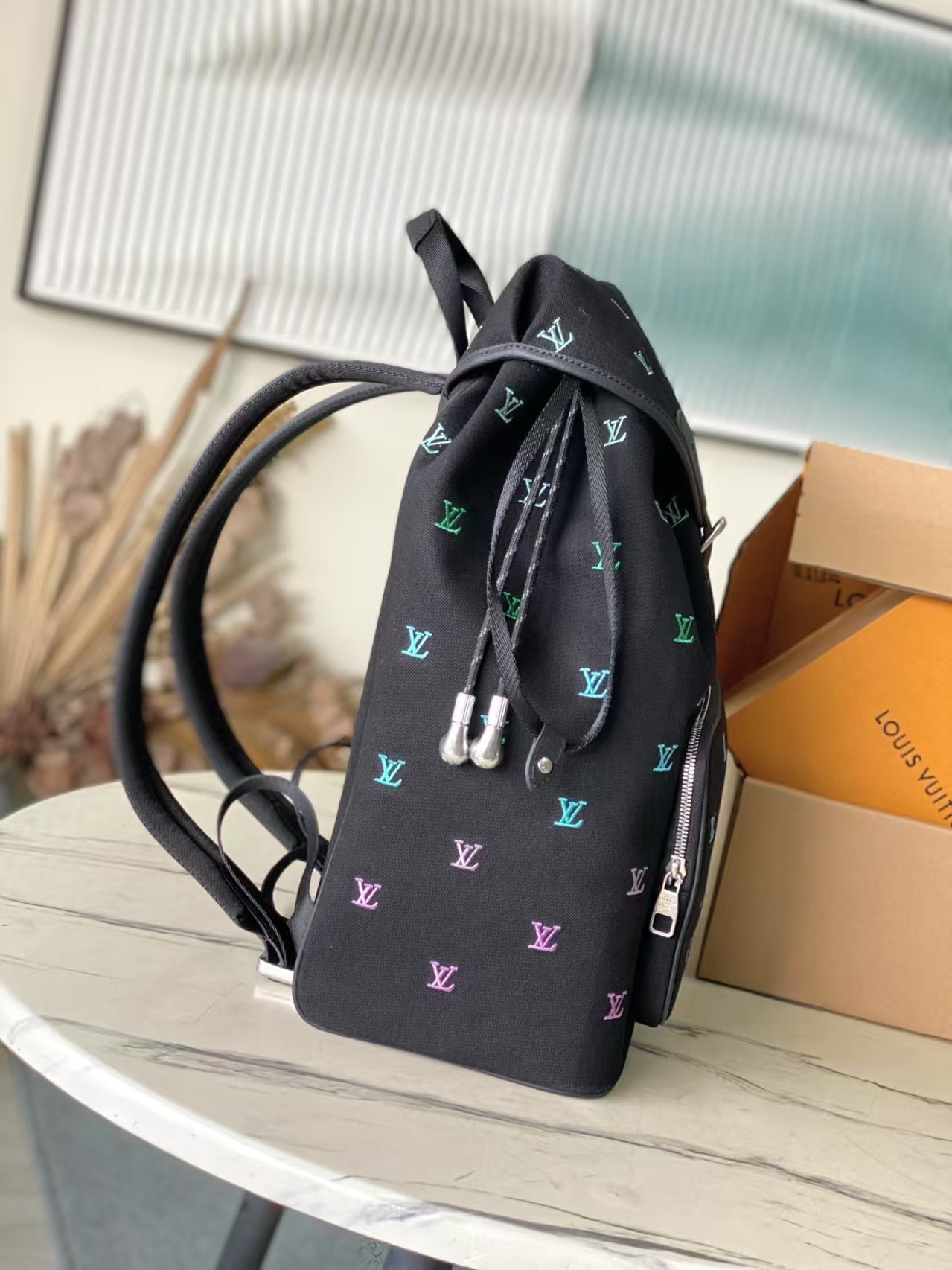 [TOP] Louis Vuitton LV  Backpack 32 × 40 × 19 cm - Black