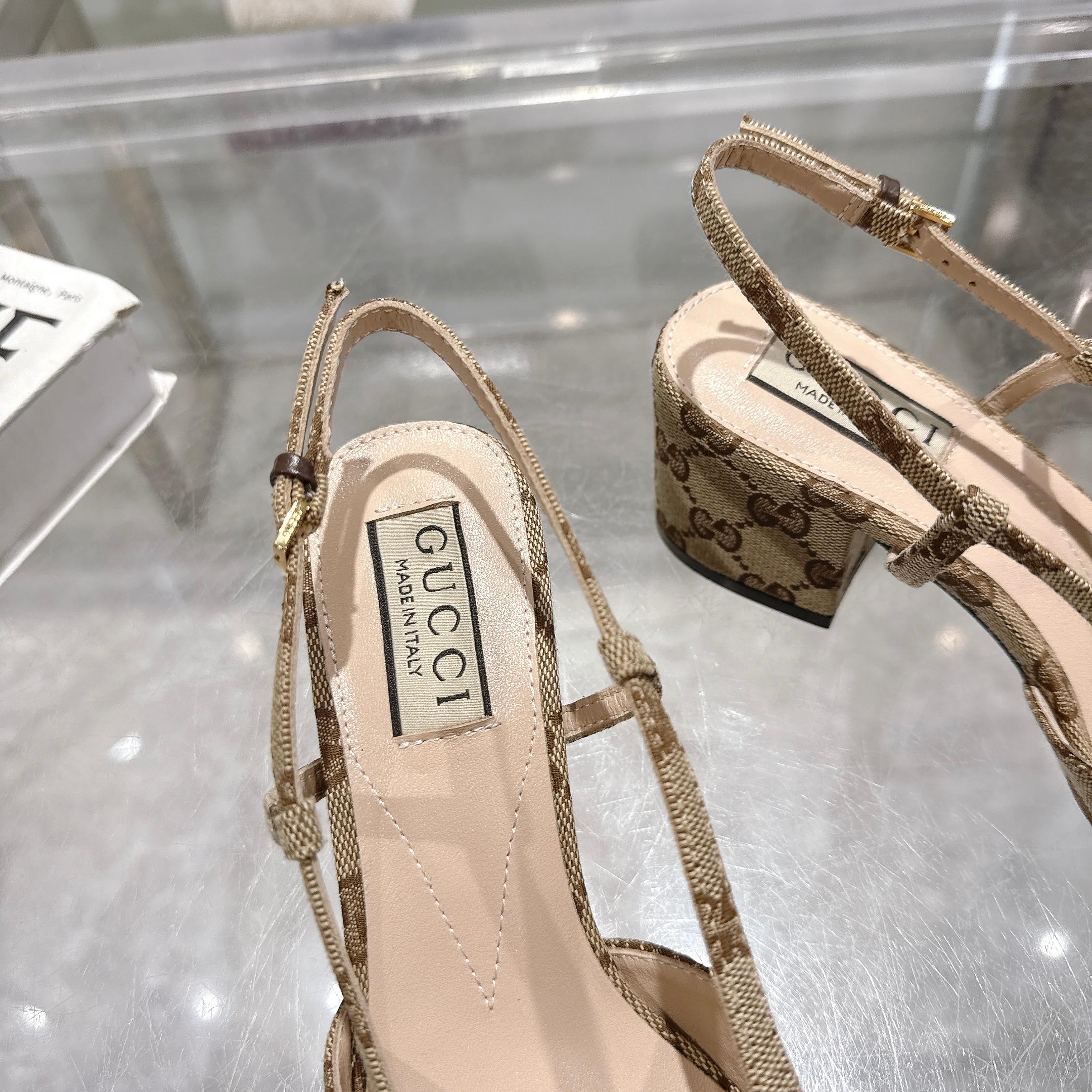 [TOP] GUCCI Mules - Brown