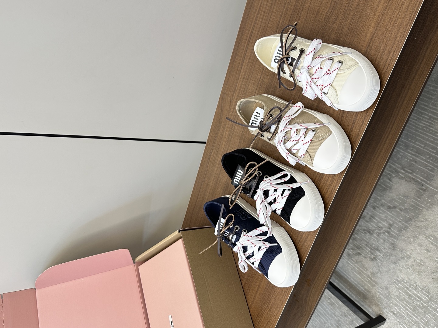 [TOP] Miu Miu Embroidered Canvas Shoes - 4 Color