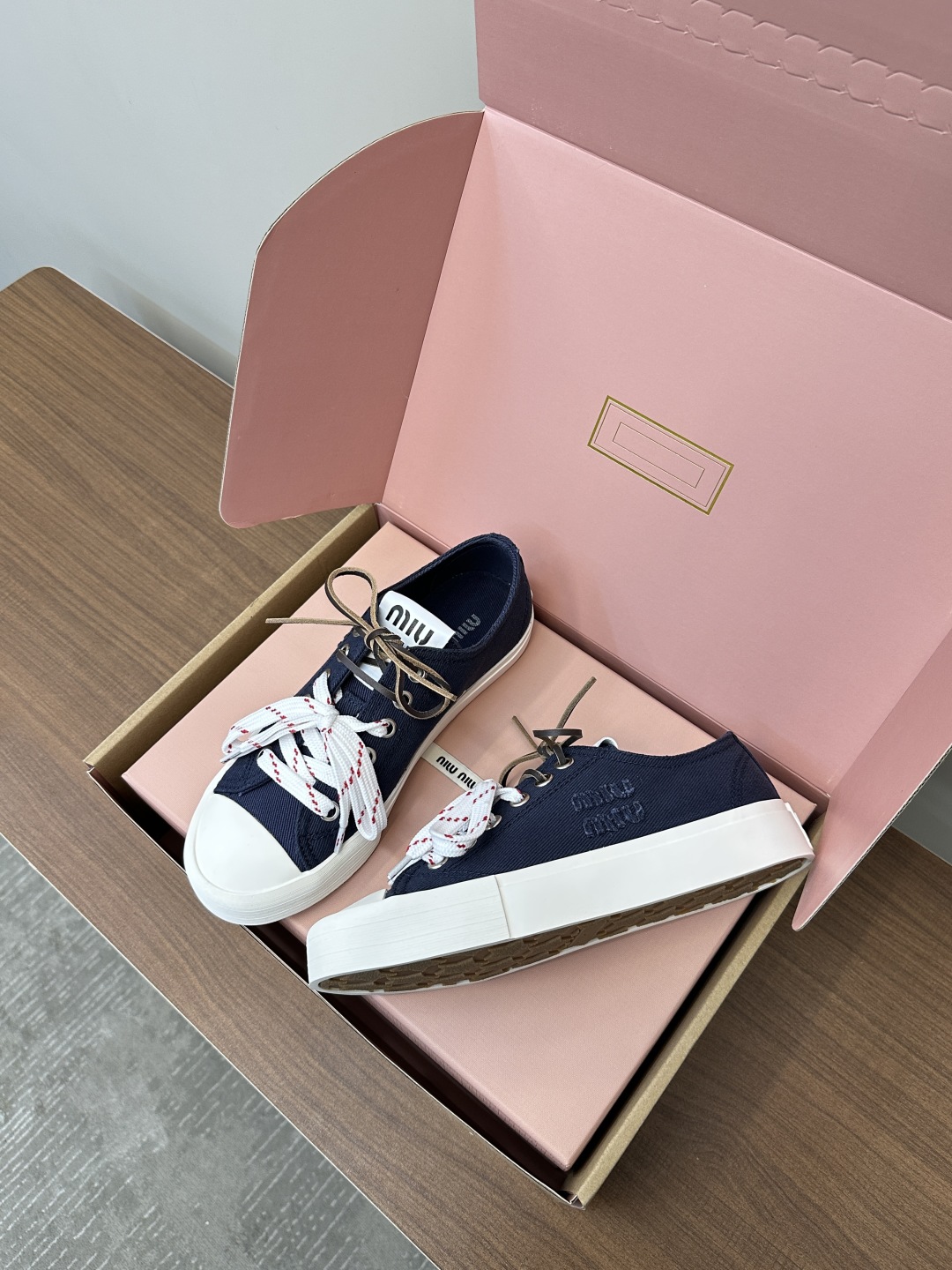 [TOP] Miu Miu Embroidered Canvas Shoes - 4 Color