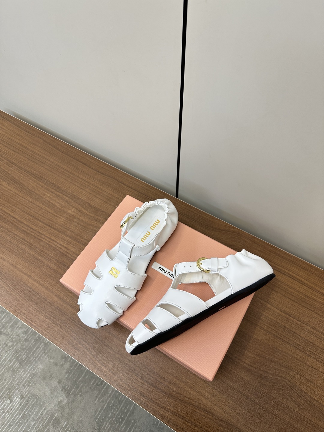 [TOP] Miu Miu Calfskin Sandals - 3 Colors