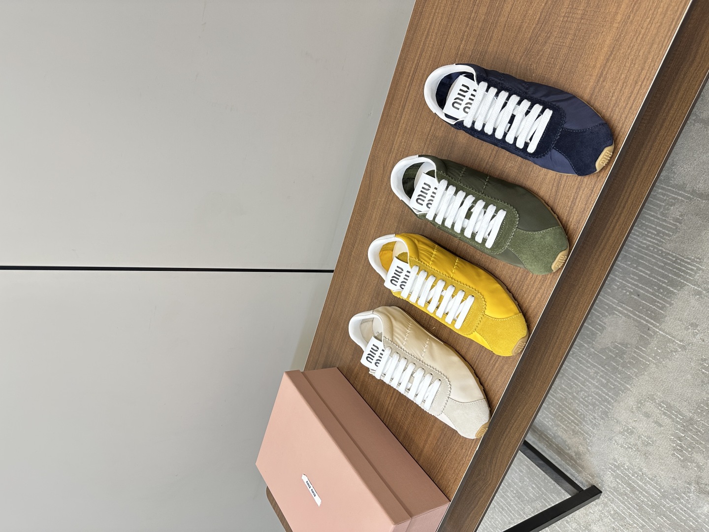 [TOP] Miu Miu Sneakers - 4 Color