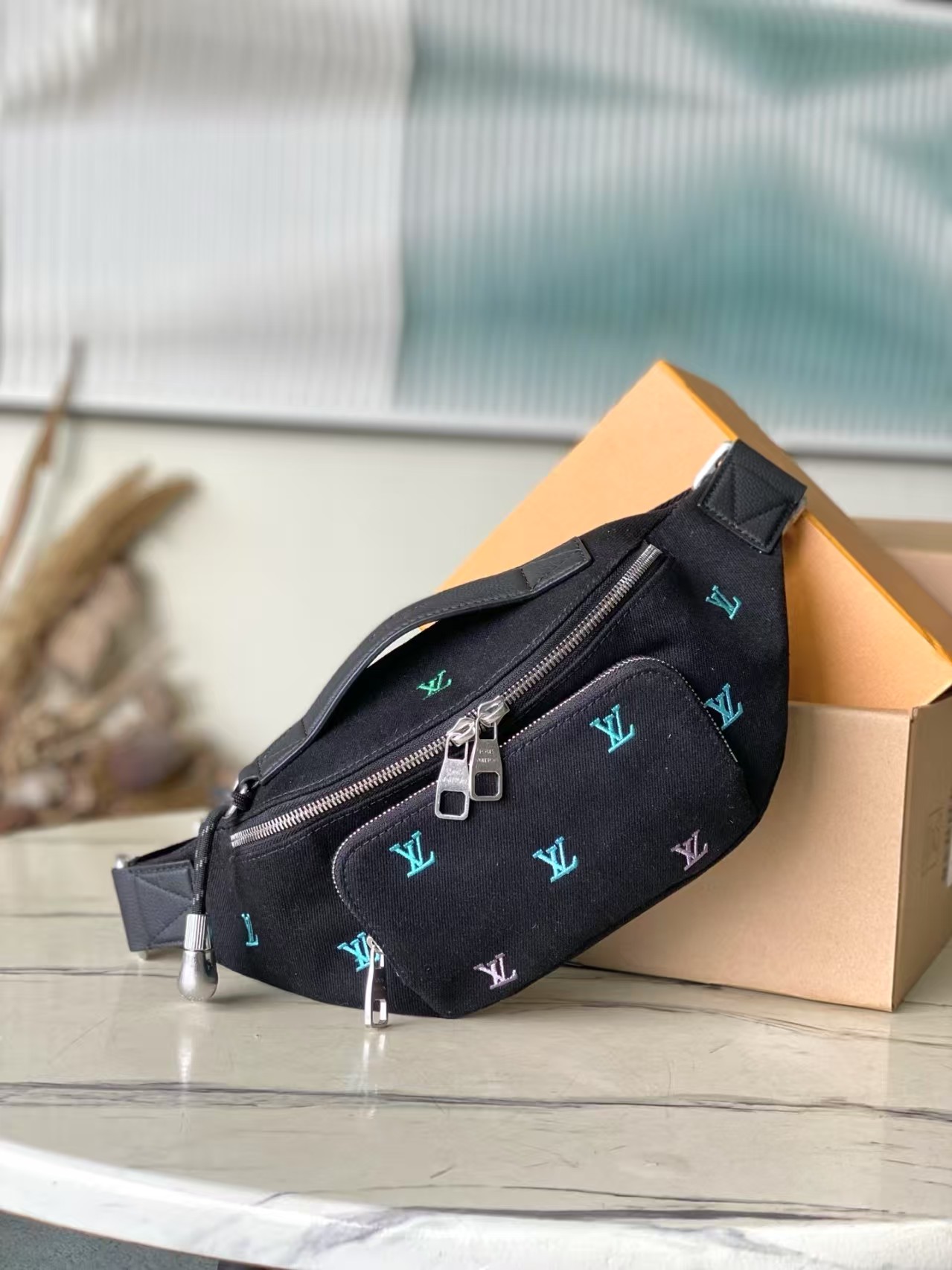 [TOP] Louis Vuitton LV  Bag 37 x 14 x 13 cm - Black