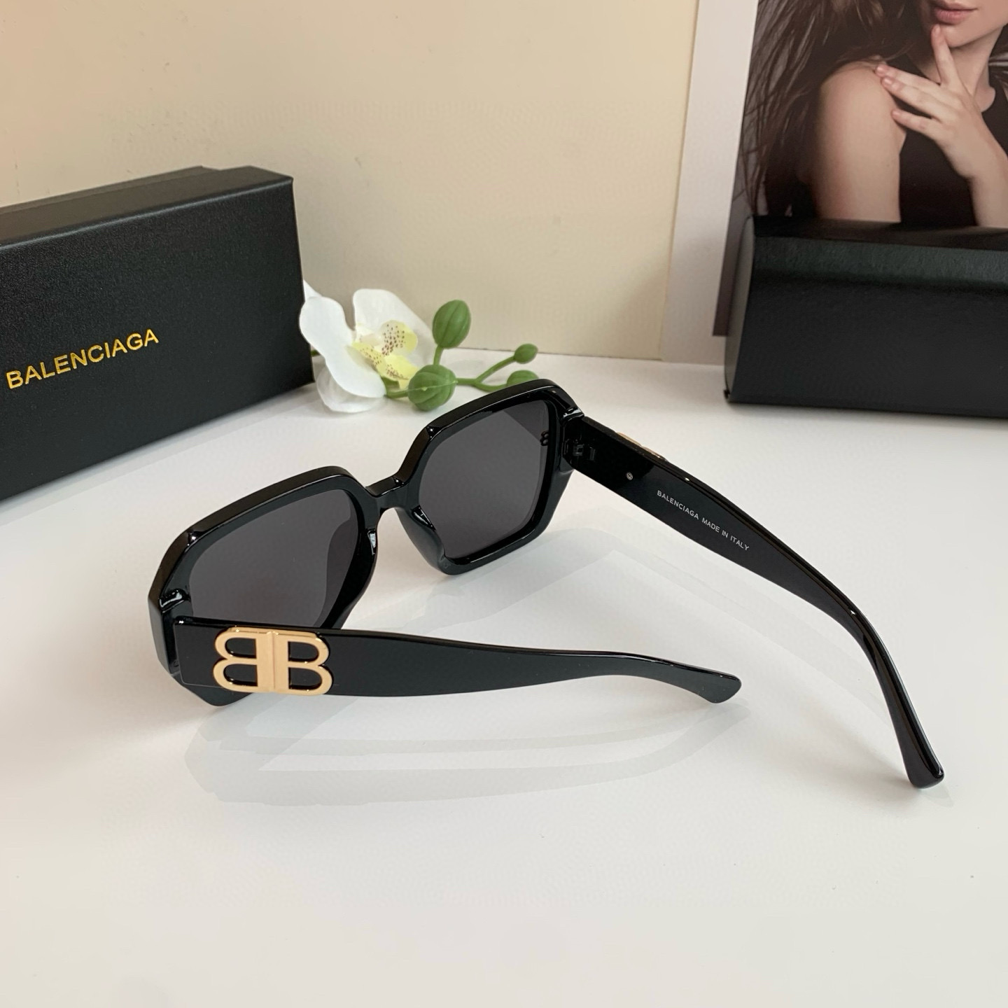[TOP] BALENCIAGA Sunglasses - 2 Color