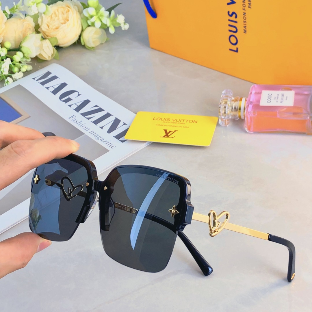 [TOP] Louis Vuitton LV Sunglasses - 3 Colors