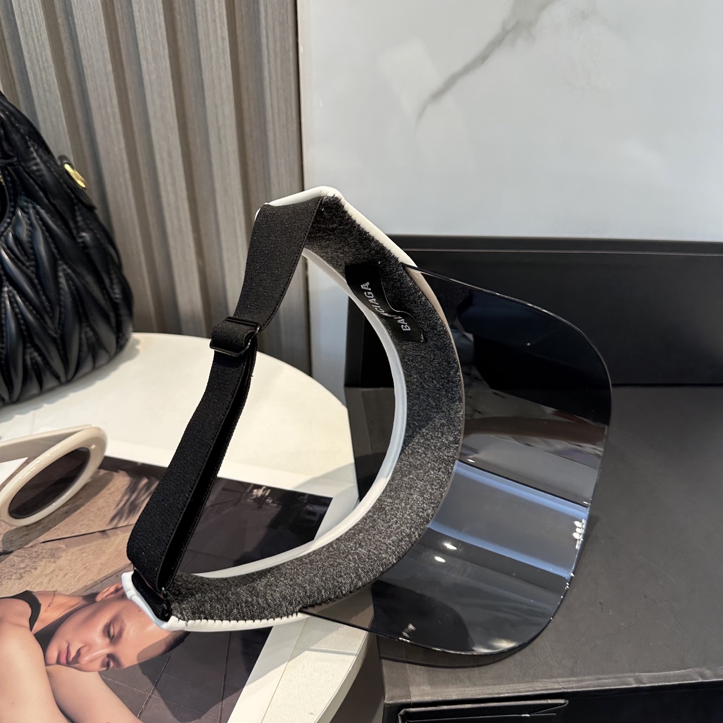 [TOP] BALENCIAGA Sun Hat - 2 Colors