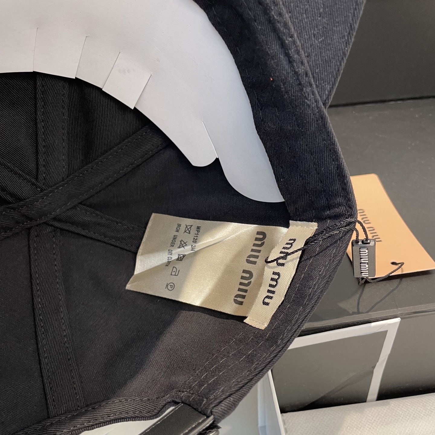 [TOP] Miu Miu Baseball Cap - 7 Colors - 711 Luxury