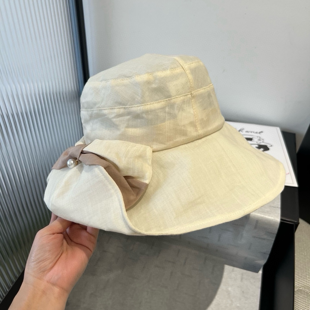 [TOP] CHANEL Bucket Hat - Beige