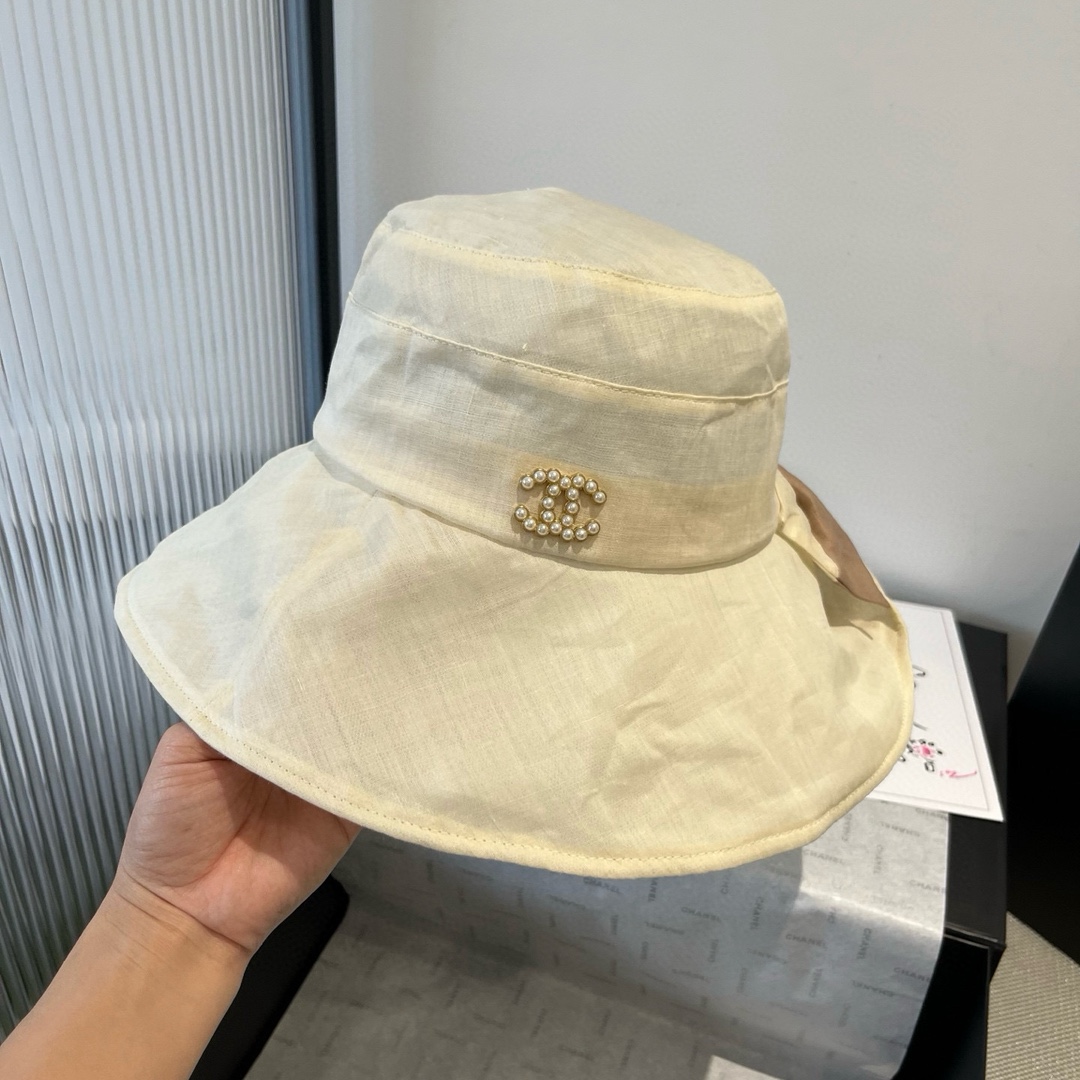[TOP] CHANEL Bucket Hat - Beige
