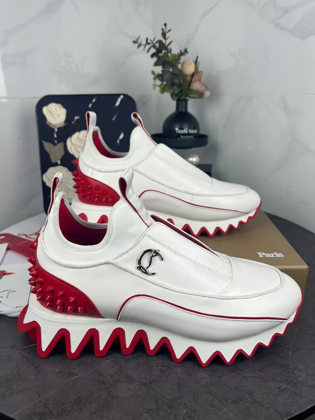 [TOP] Christian Louboutin Sneaker - White