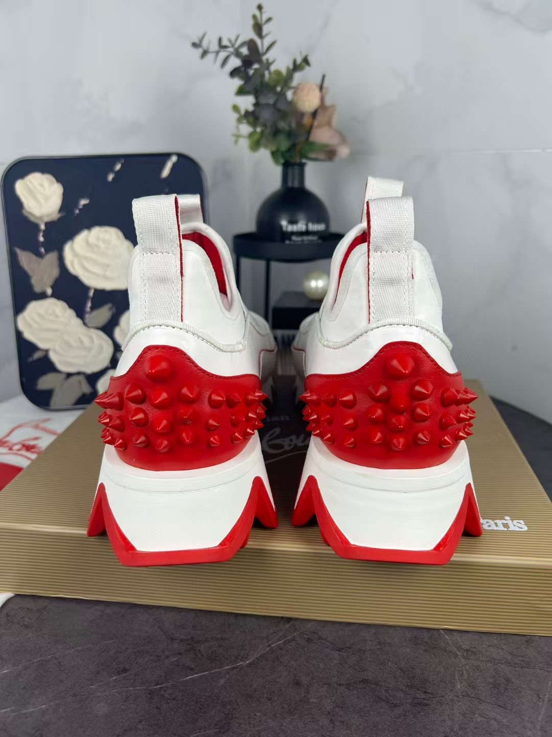 [TOP] Christian Louboutin Sneaker - White