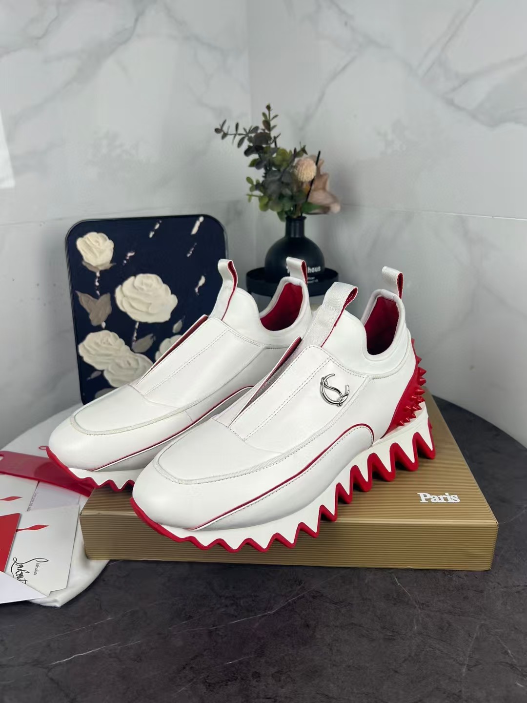 [TOP] Christian Louboutin Sneaker - White