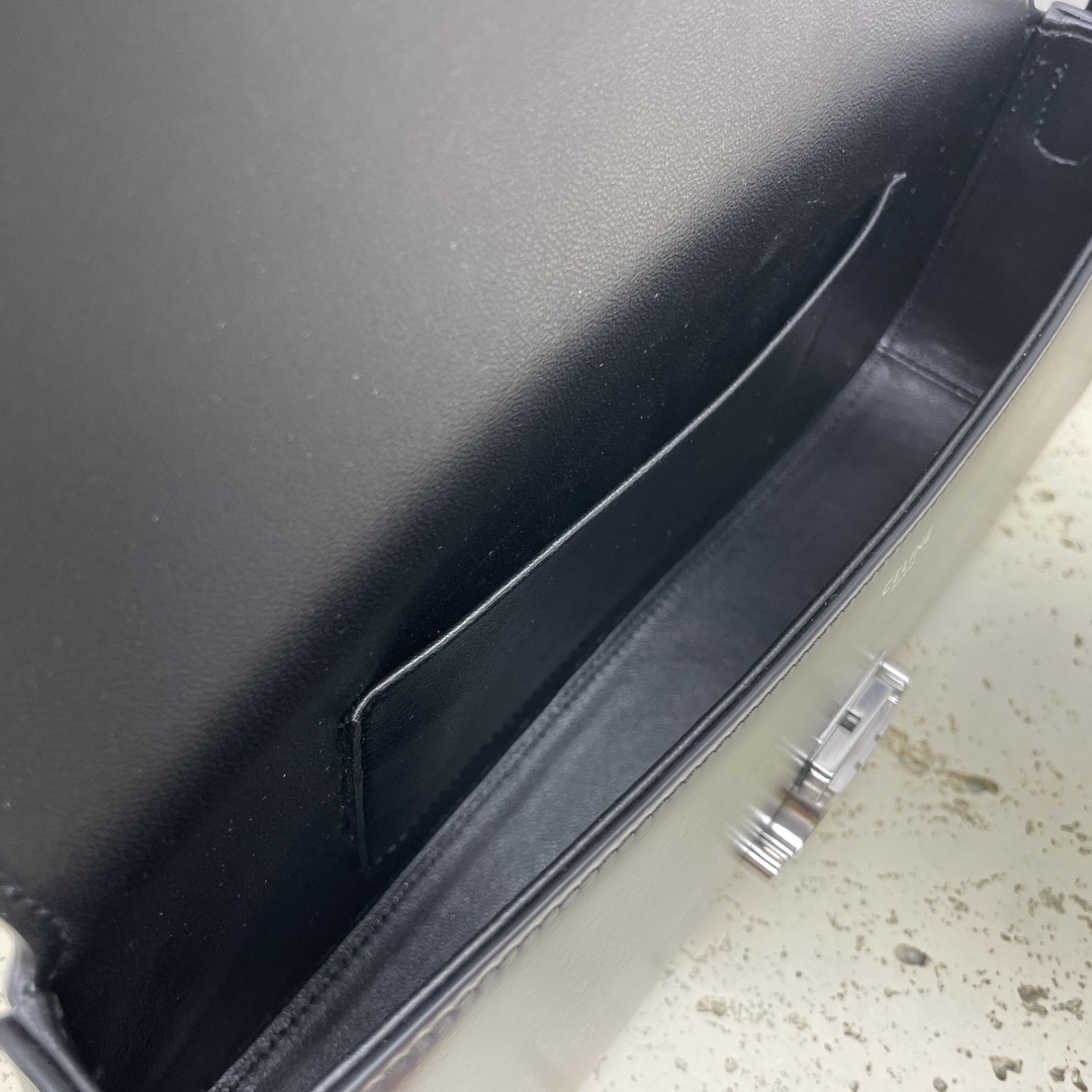 [TOP] CELINE LOLA Baguette Bag Calfskin 28x12×5cm - 2 Colour