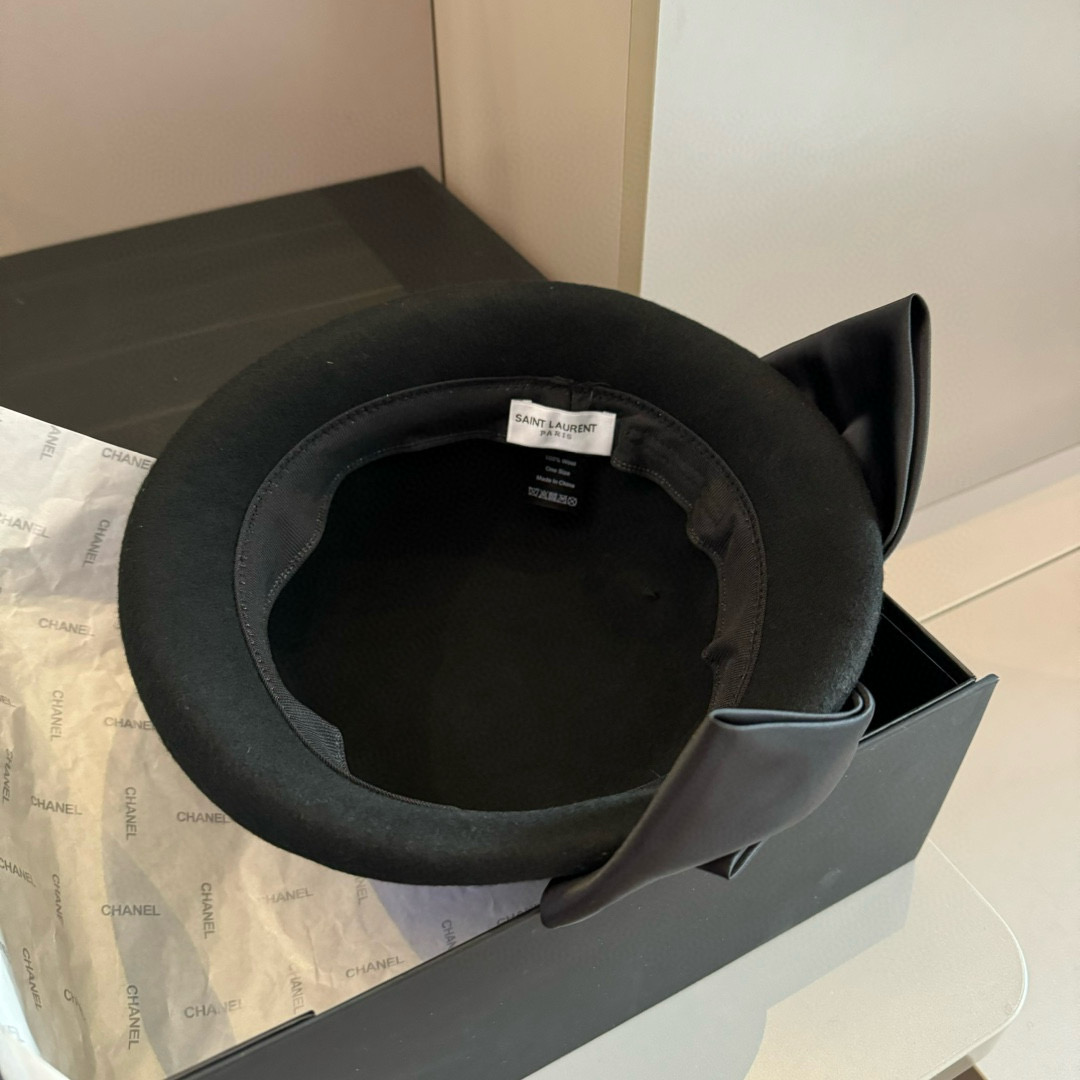 [TOP] Yves Saint Laurent YSL Wool Hat - Black