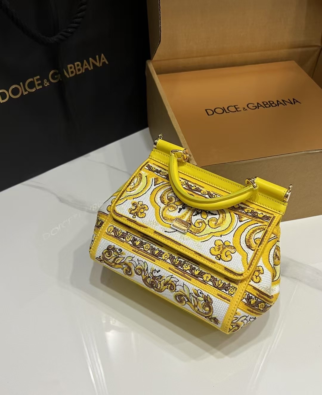 [TOP] Dolce & Gabbana D&G Sicily Bag 20x16x8cm - Yellow