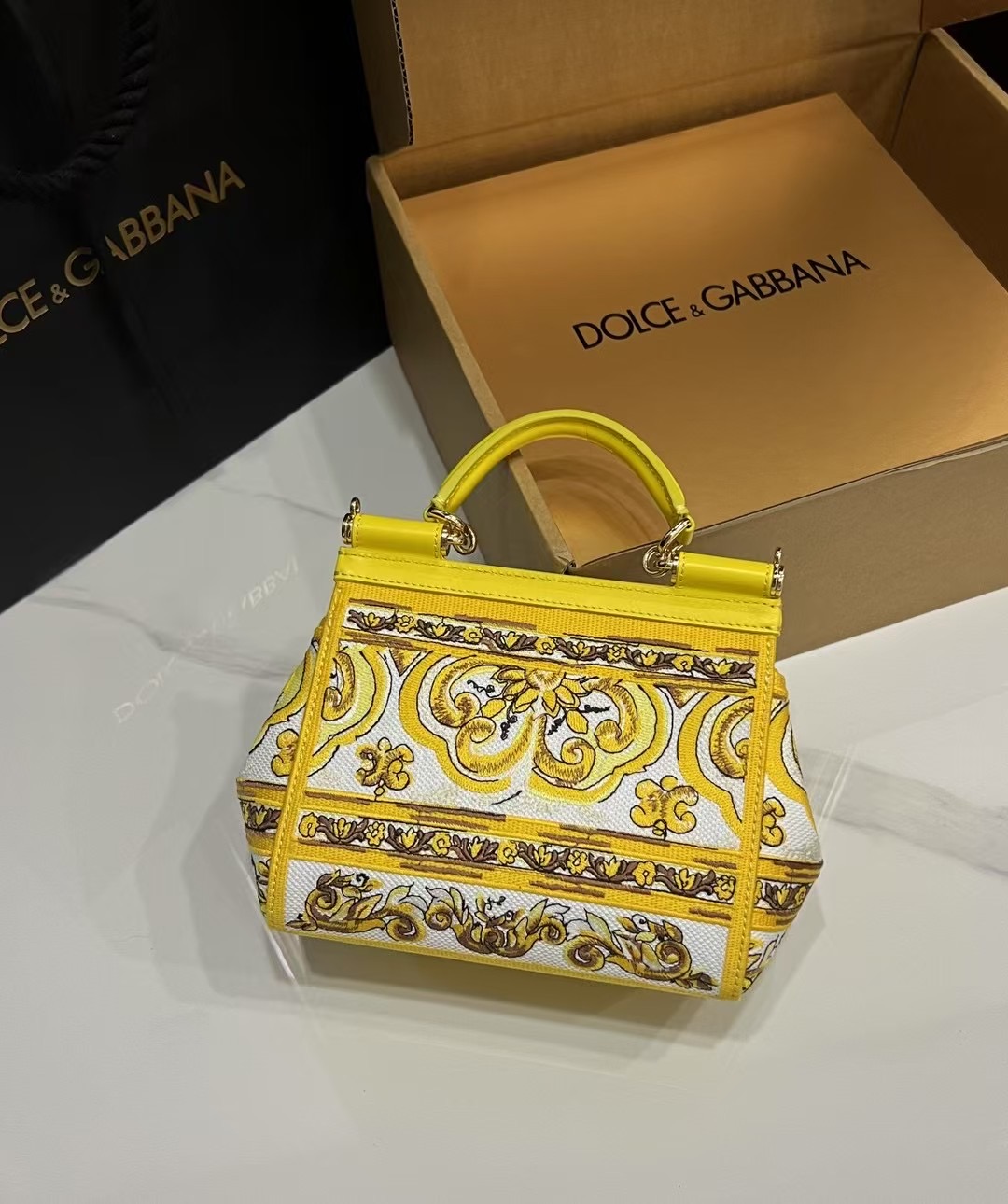 [TOP] Dolce & Gabbana D&G Sicily Bag 20x16x8cm - Yellow