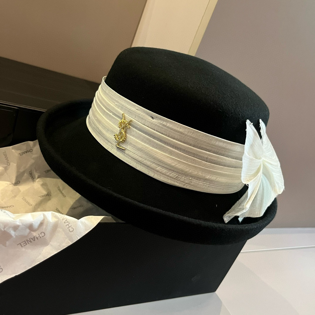 [TOP] Yves Saint Laurent YSL Wool Flat Top Hat - Black