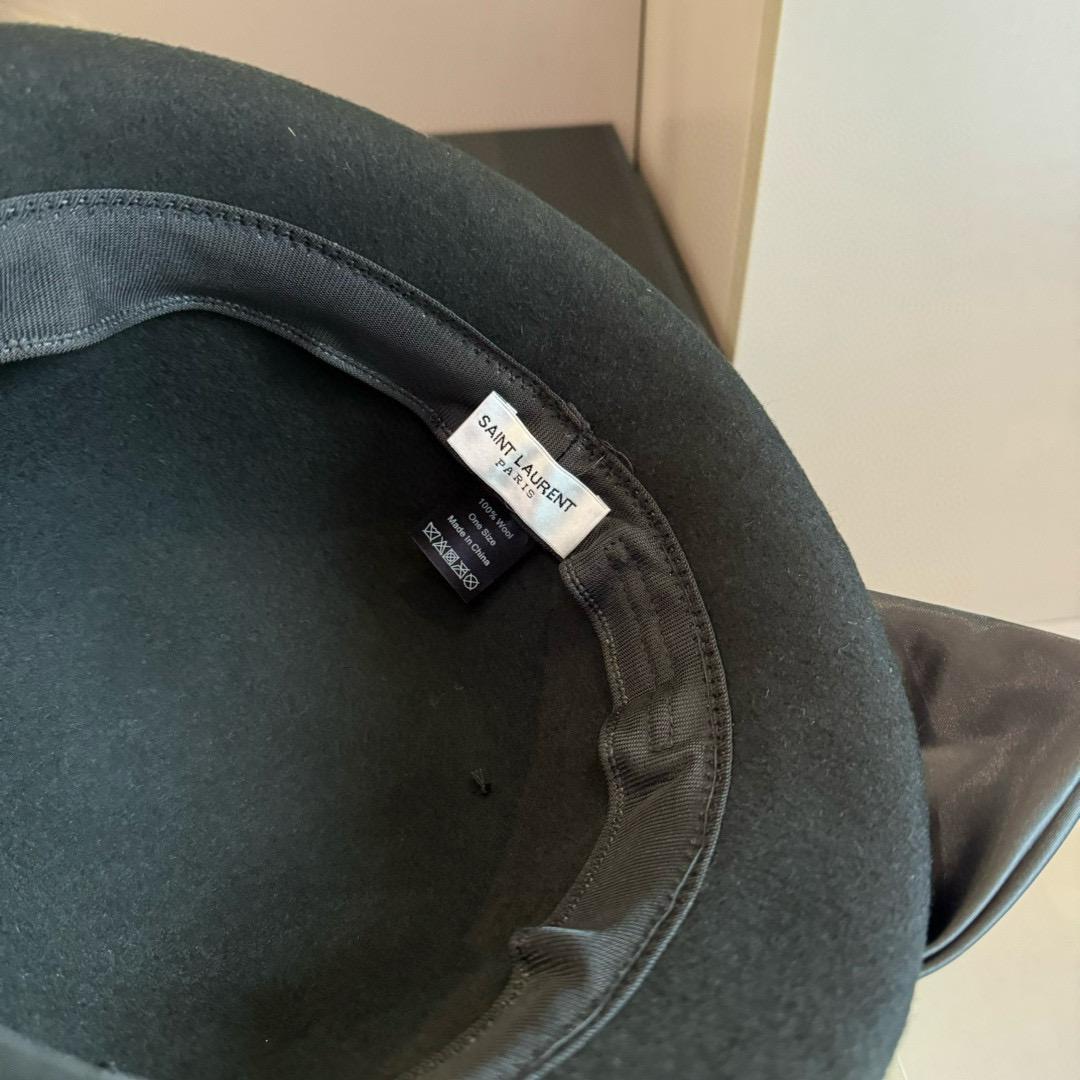 [TOP] Yves Saint Laurent YSL Wool Hat - Black