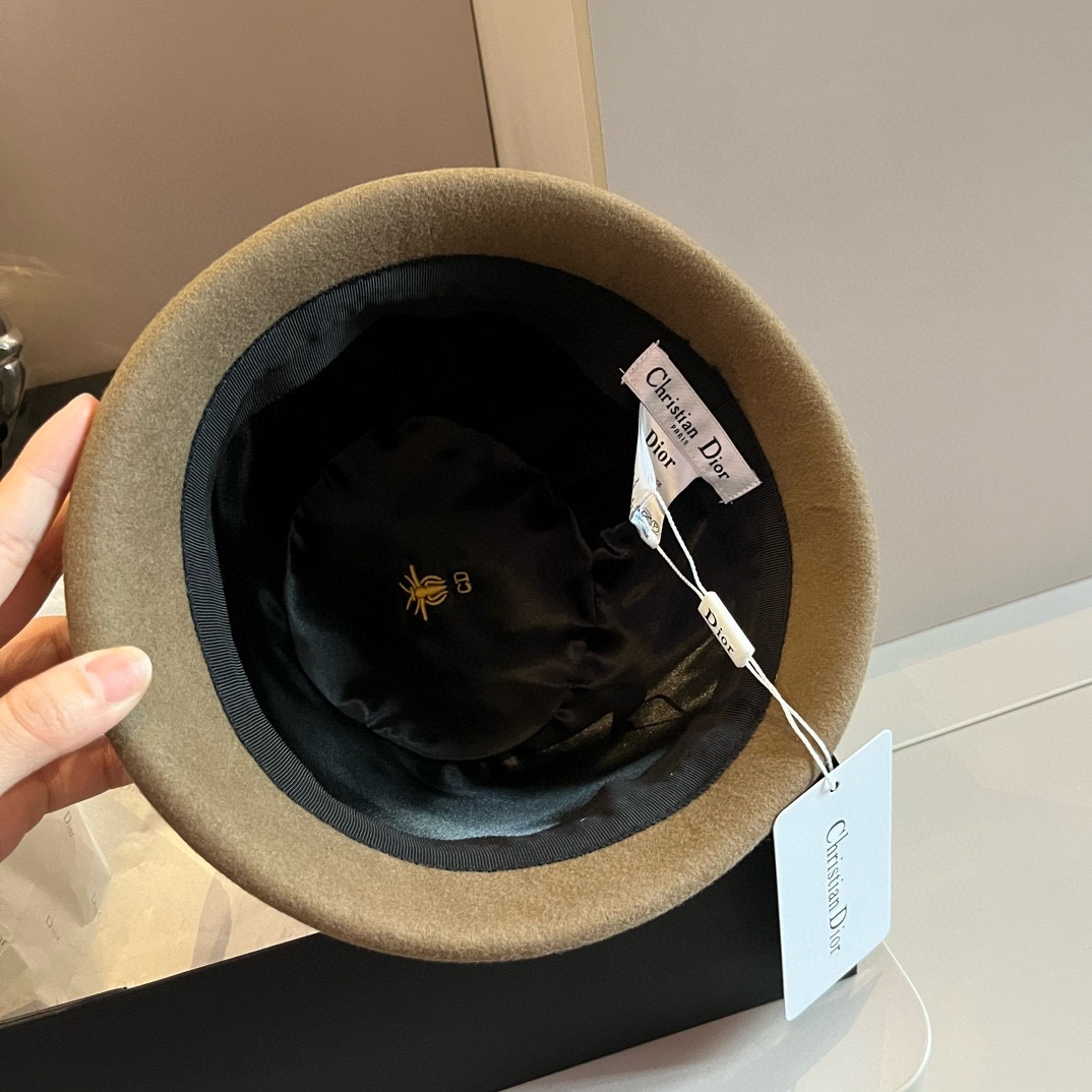 [TOP] Christian Dior Wool Hat - Khaki