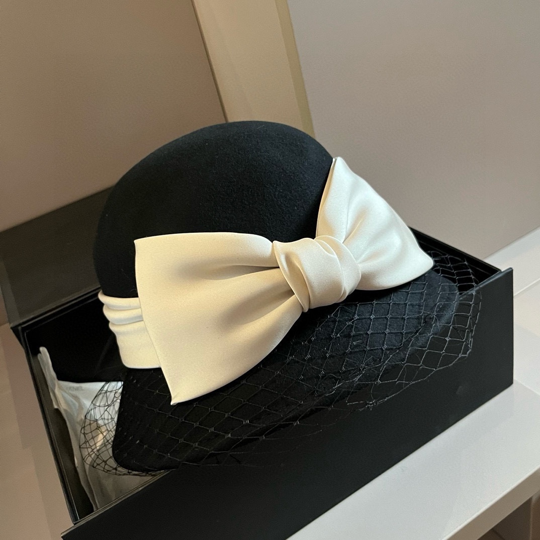 [TOP] CHANEL Wool Hat - Black