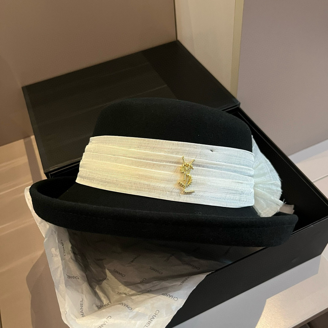 [TOP] Yves Saint Laurent YSL Wool Flat Top Hat - Black