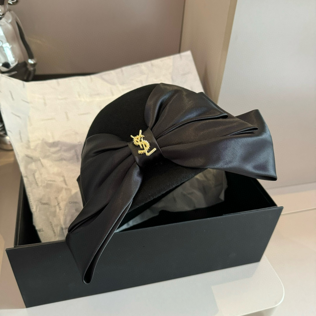 [TOP] Yves Saint Laurent YSL Wool Hat - Black