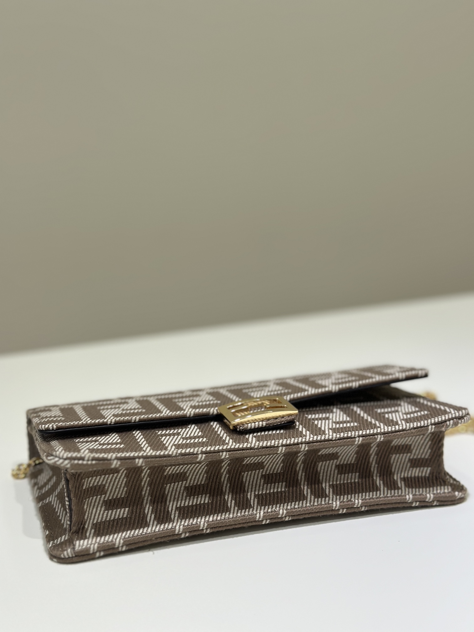 [TOP] FENDI FF Baguette Chain Bag 21*5*10cm - GHW