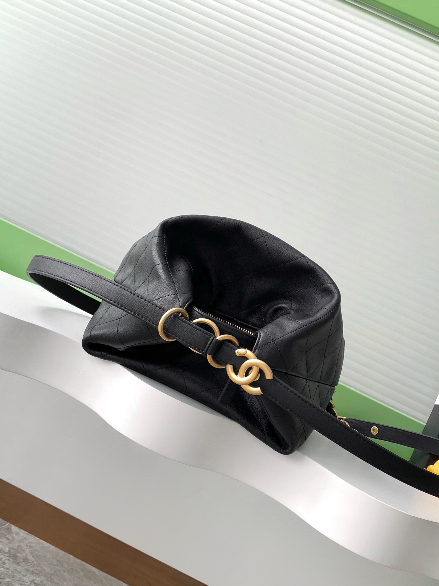 [TOP] CHANEL Hobo Bag 3 Sizes - Black