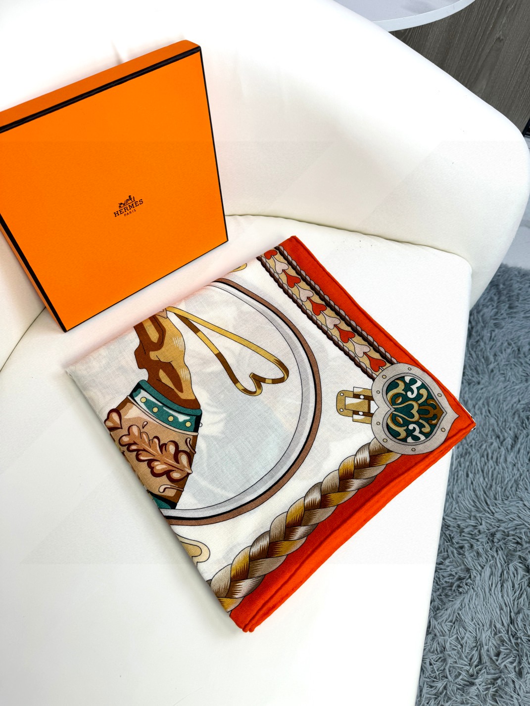 [TOP] HERMES Silk Handkerchief 135cm*135cm - 4 Colors