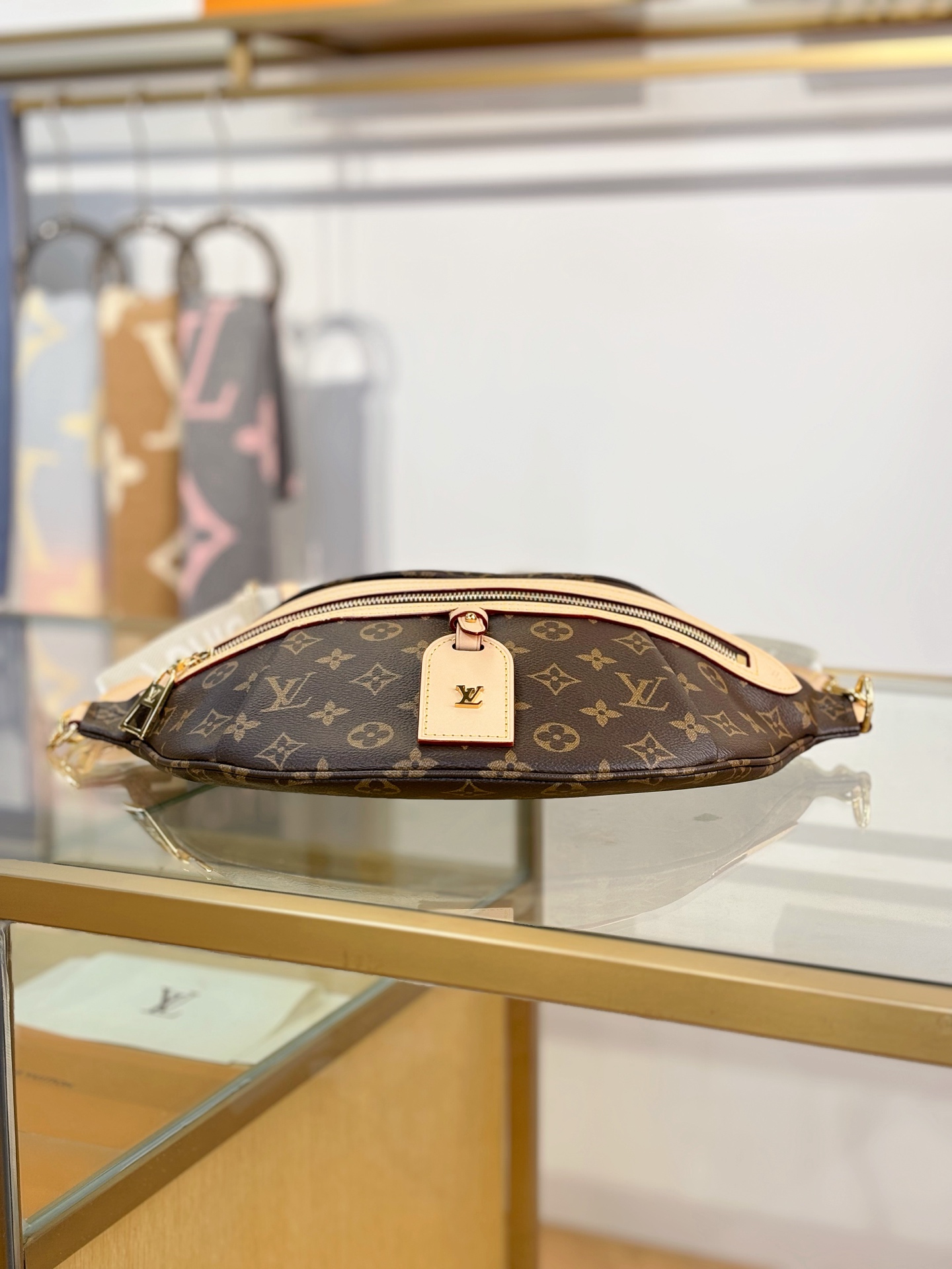 [TOP] Louis Vuitton LV HIGH RISE  Waist Bag 38x16x8cm - Brown