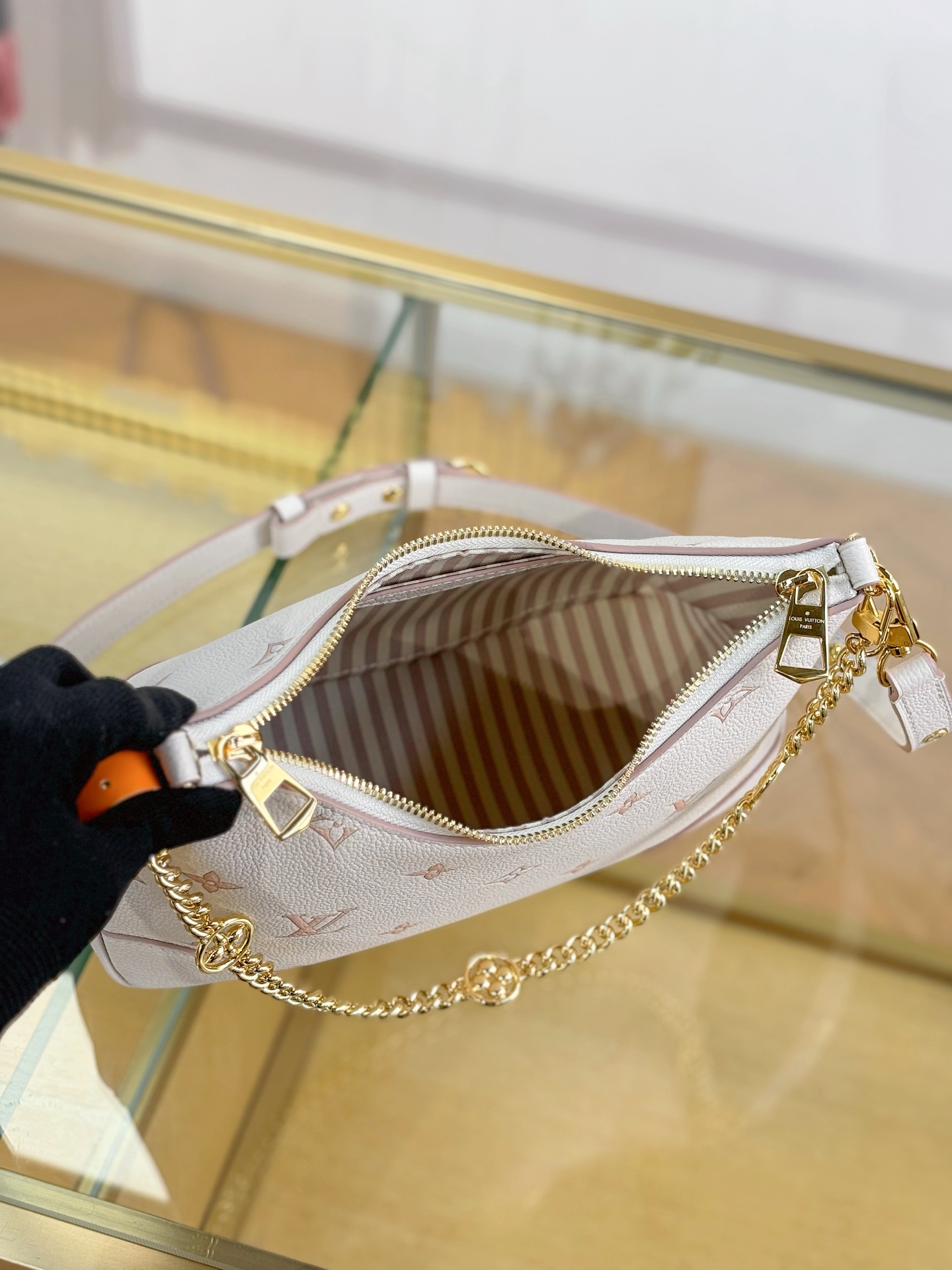 [TOP] Louis Vuitton LV Boulogne Handbag 29x16x9.5cm - White