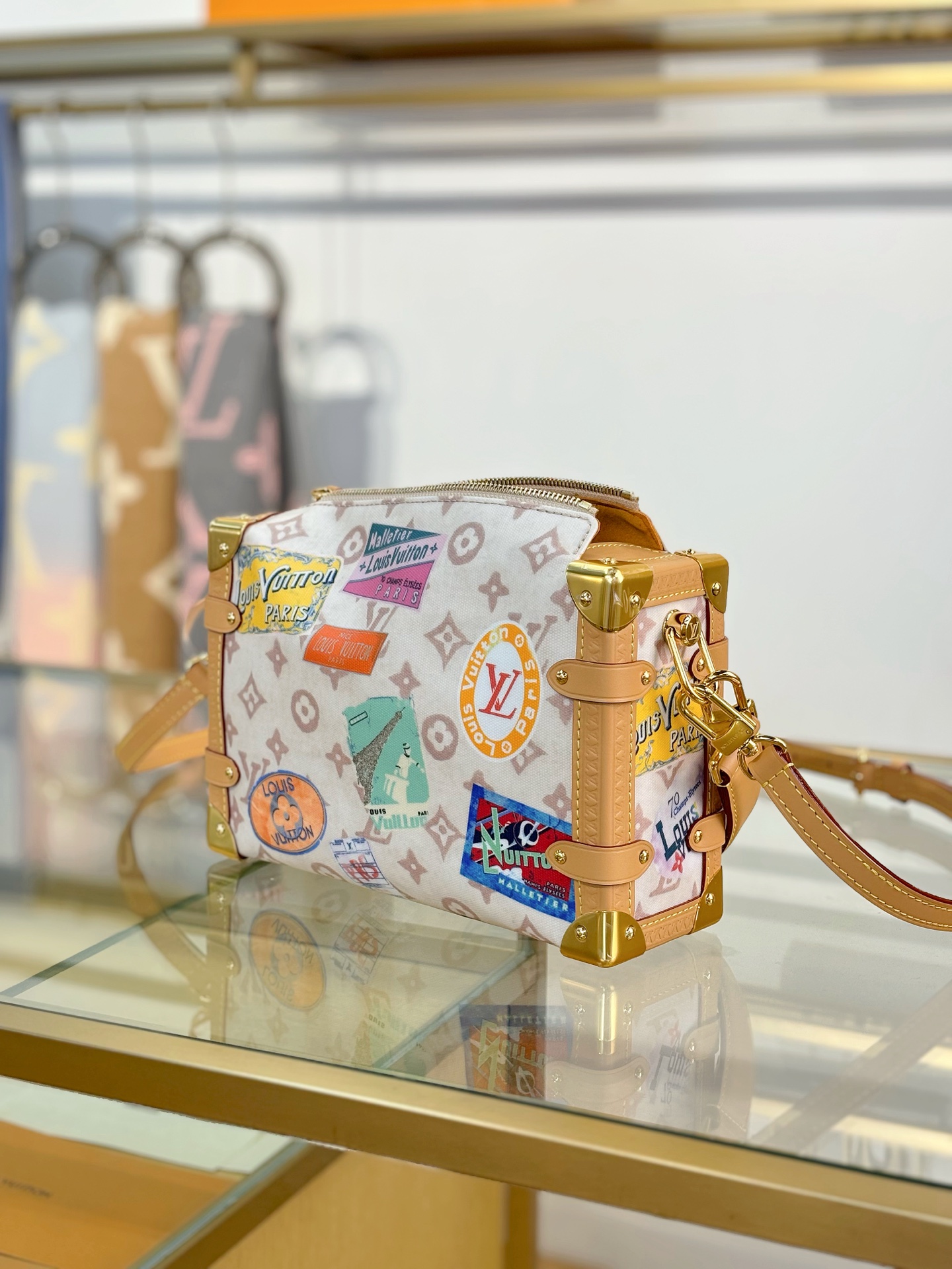 [TOP] Louis Vuitton LV Side Trunk 23.5x16x8.5cm - White