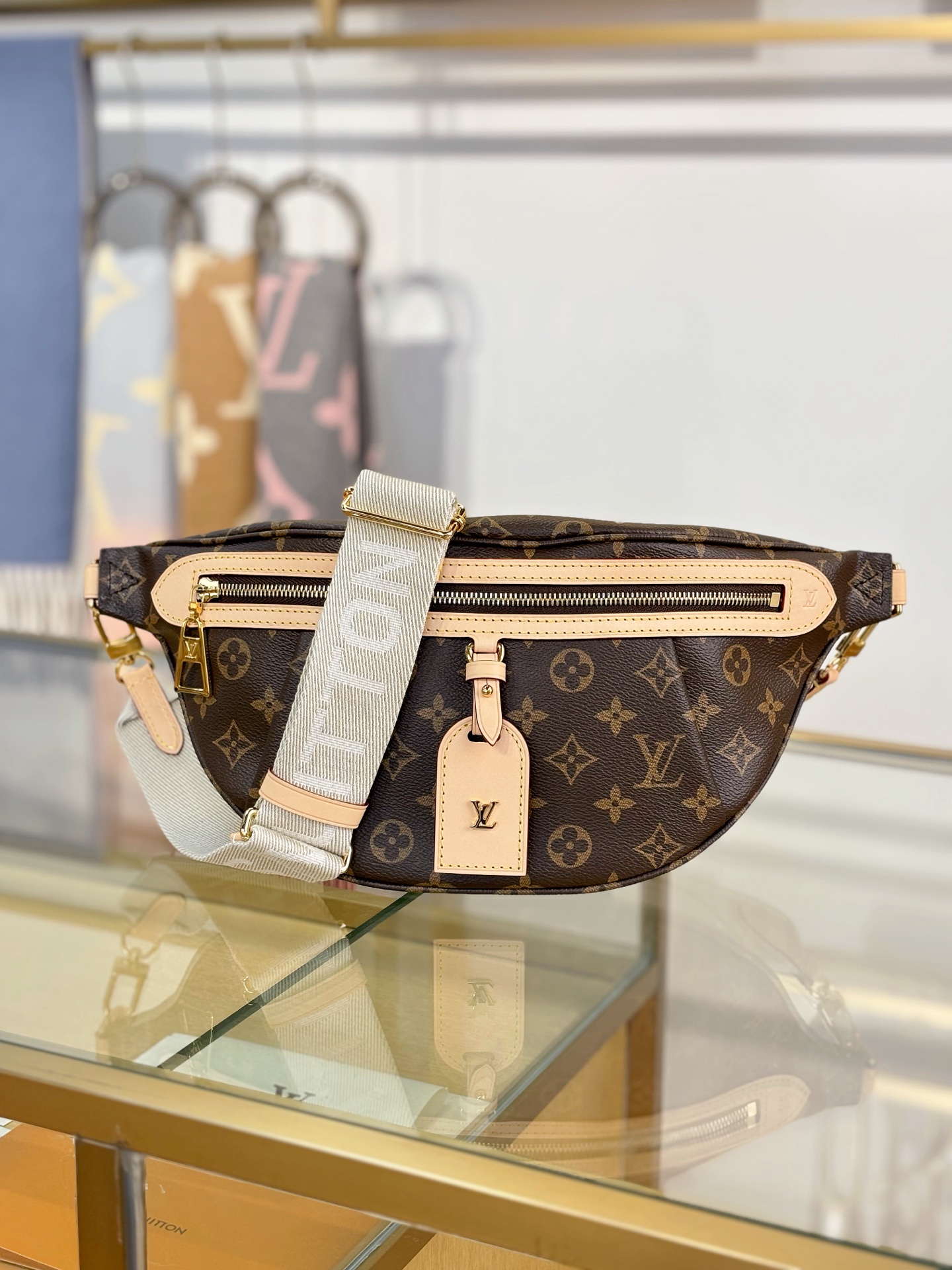 [TOP] Louis Vuitton LV HIGH RISE  Waist Bag 38x16x8cm - Brown