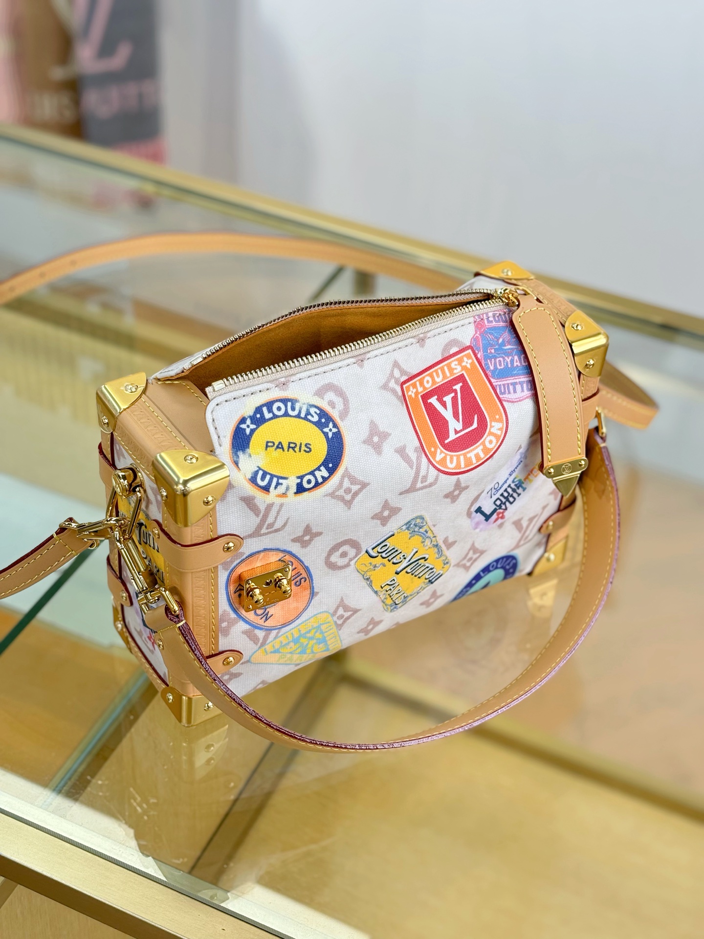 [TOP] Louis Vuitton LV Side Trunk 23.5x16x8.5cm - White