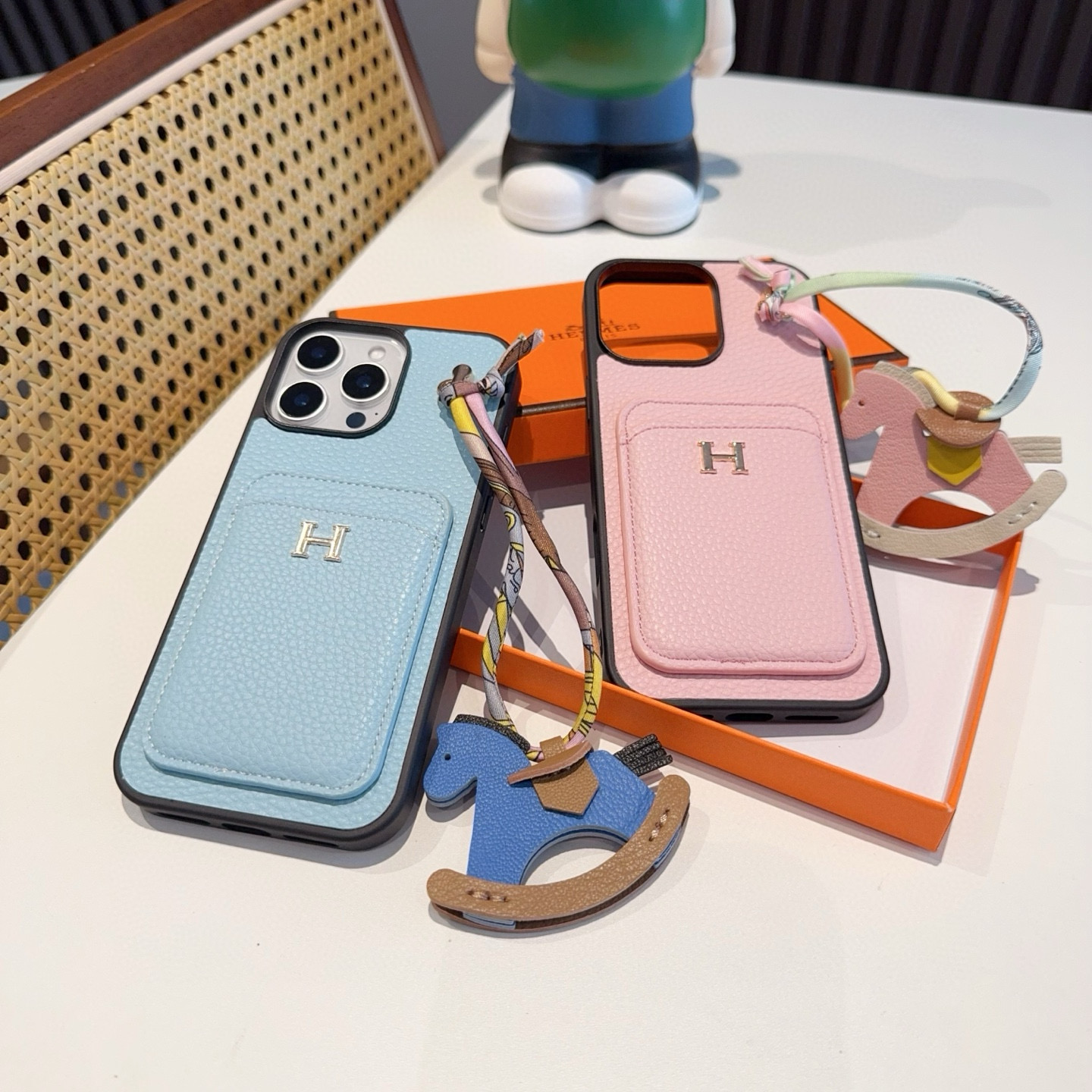 [TOP] HERMES Iphone Phone Case With Pony Pendant- 2 Colors