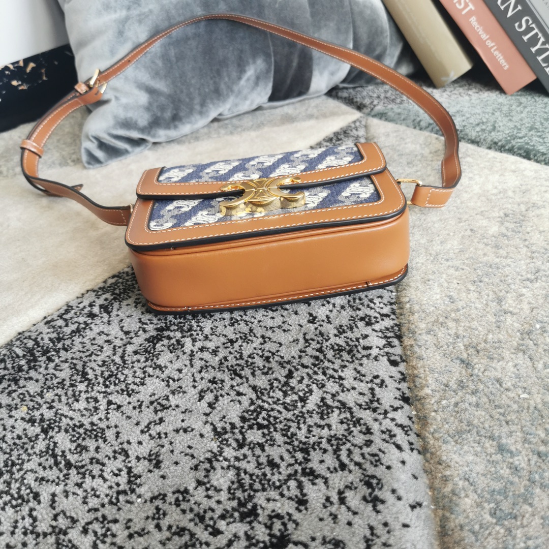 [TOP] CELINE Triomphe Bag Linen Patchwork 18.5x14x6cm - White/Blue