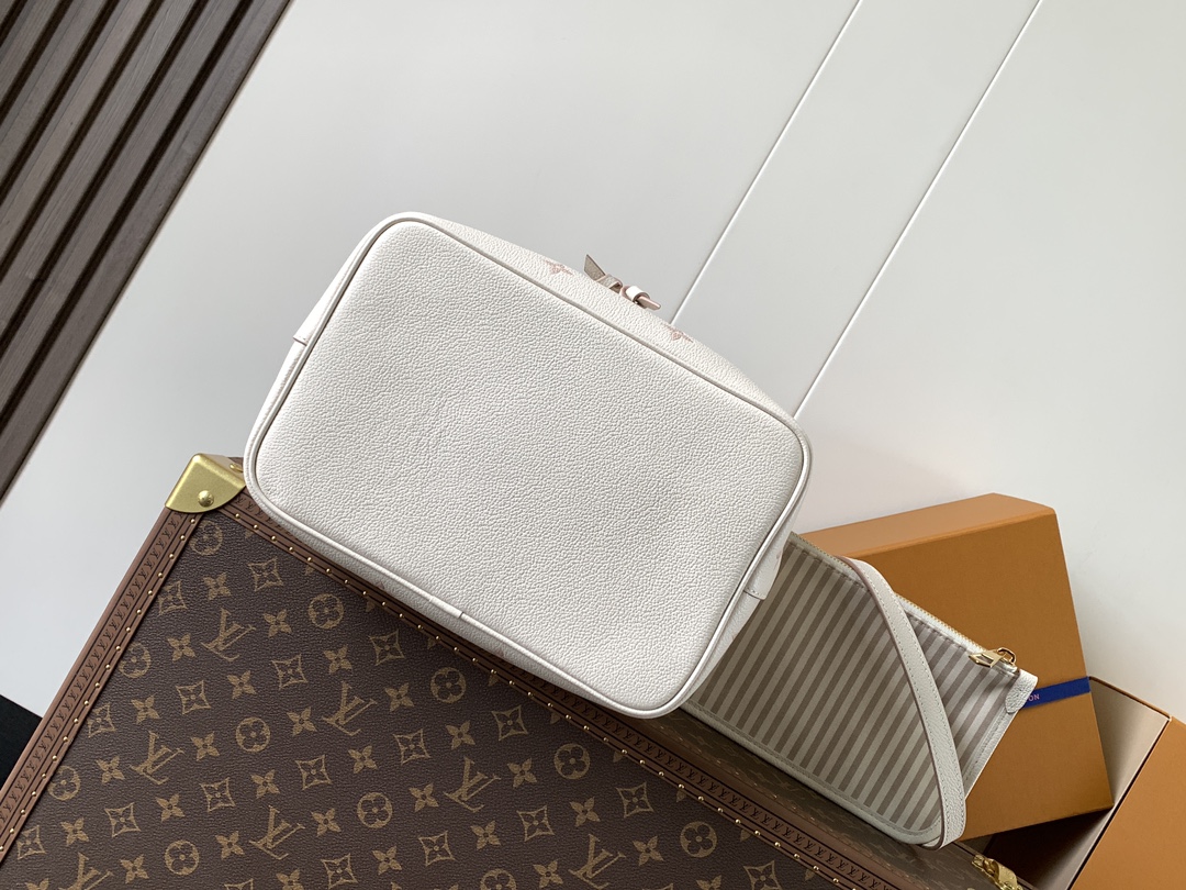 [TOP] Louis Vuitton LV NeoNoe Medium-Sized Handbag 26*17.5*26cm - White