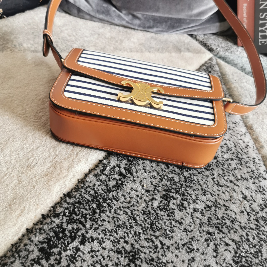 [TOP] CELINE Triomphe Bag Linen Patchwork 22.5x16.5x7cm - White/Blue