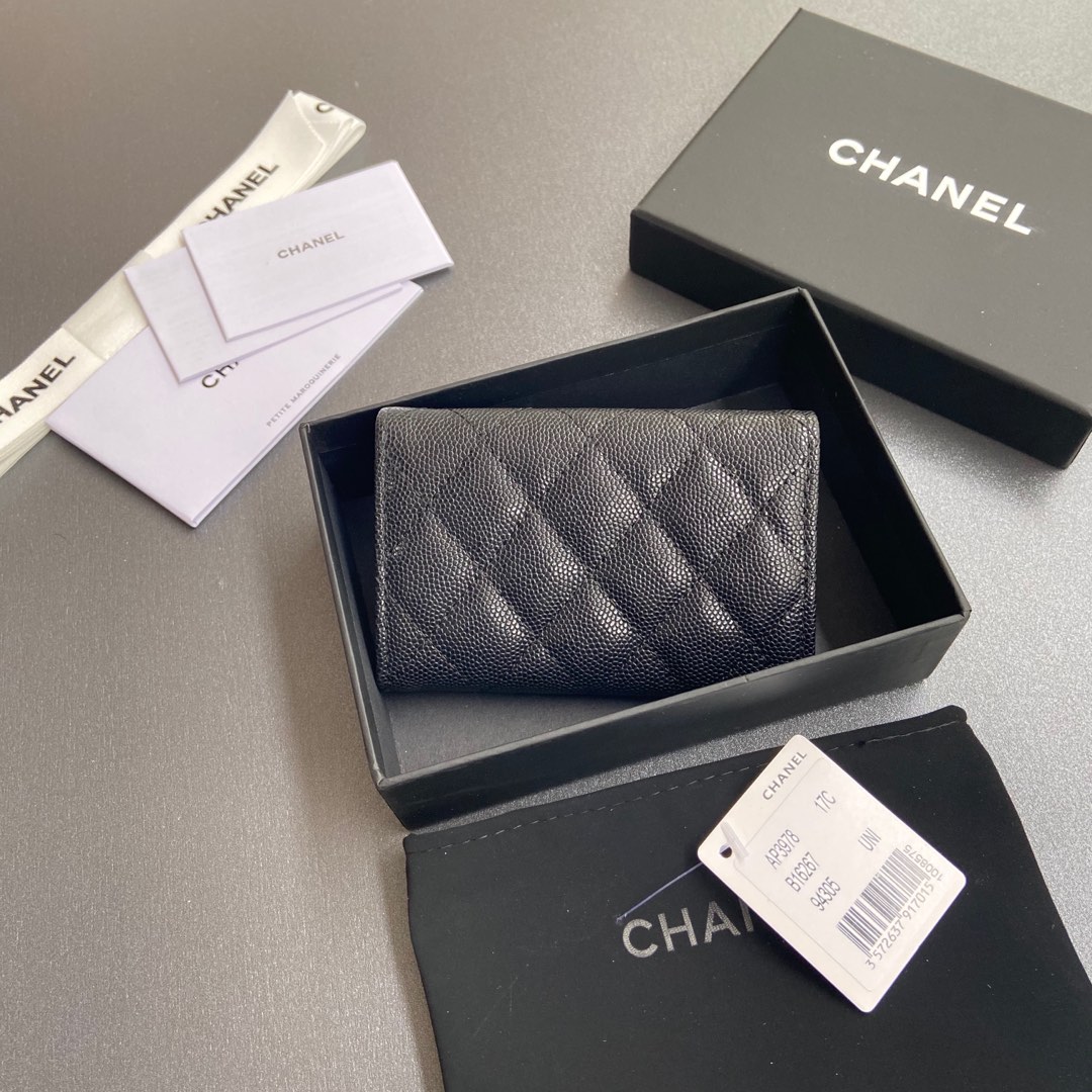 [TOP] CHANEL Card Holder Calfskin 11x7cm - Black & GHW