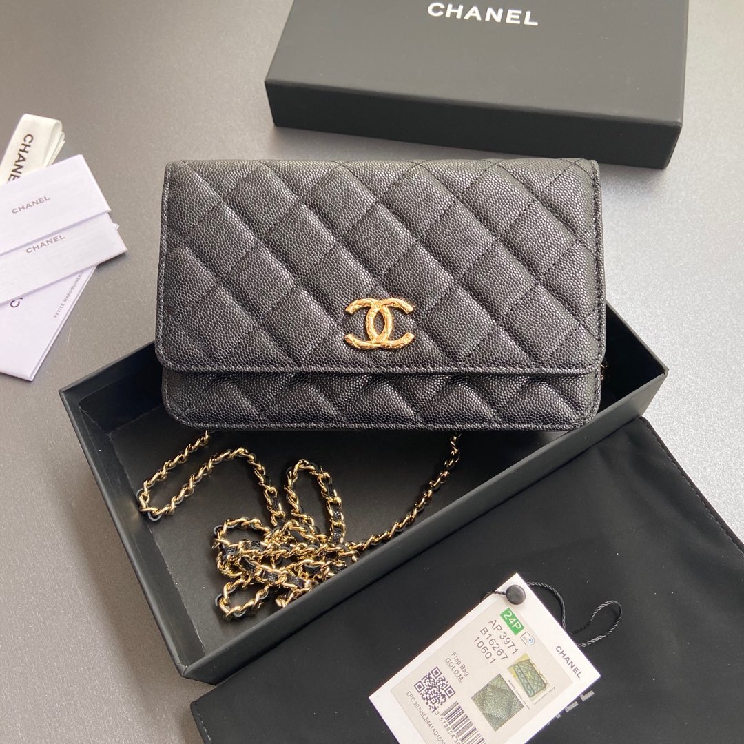 [TOP] CHANEL Chain Bag Calfskin 20×13×3.5cm - Black