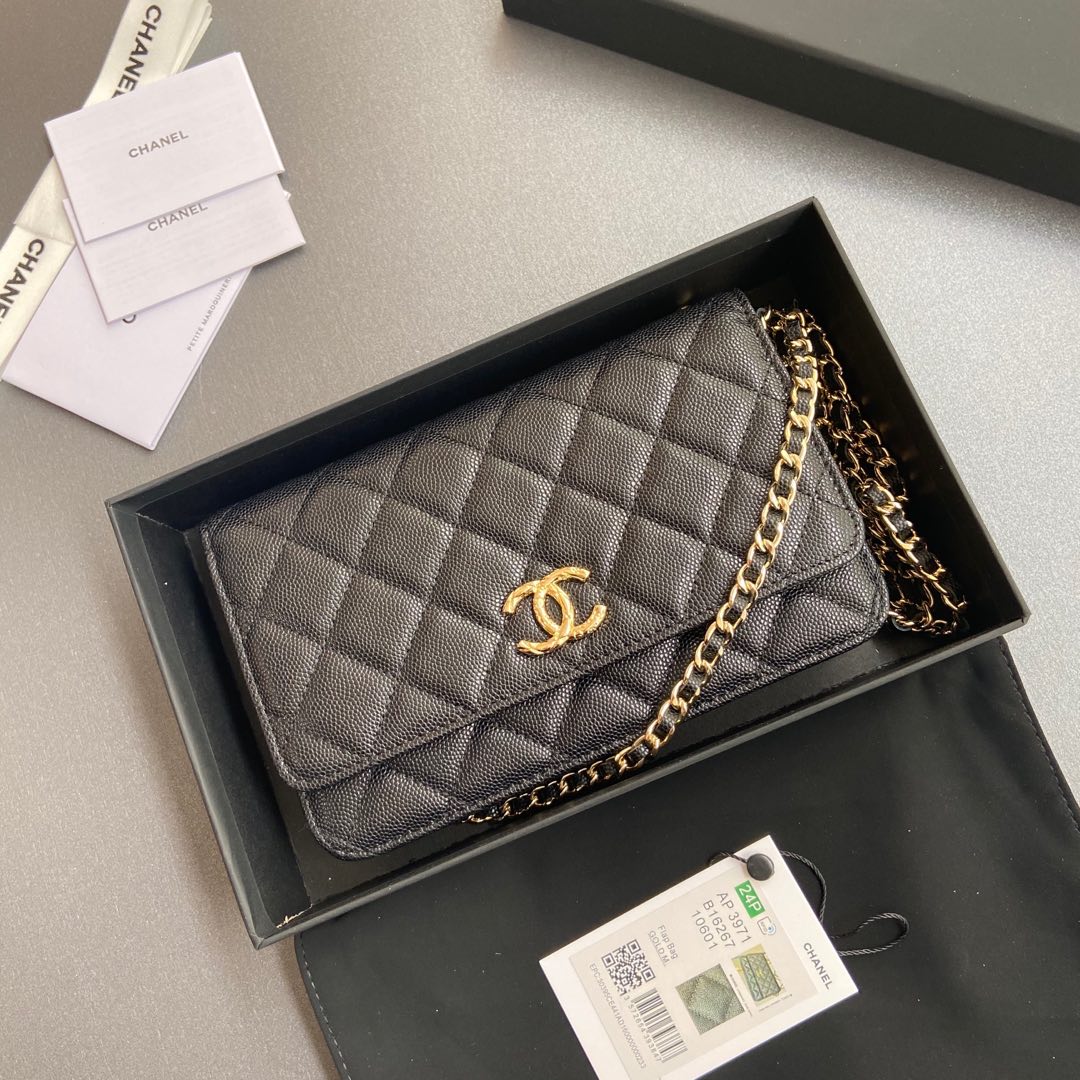 [TOP] CHANEL Chain Bag Calfskin 20×13×3.5cm - Black